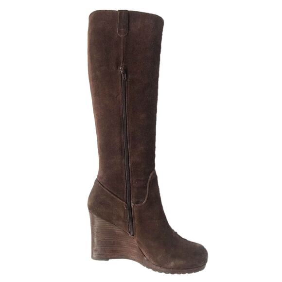 bp Shoes - BP Viceroy Wedge Boots in Chocolate Suede (Brown) - Size 8